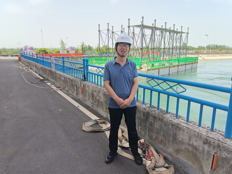 馬山玉工作照.jpg 馬山玉工作照.jpg