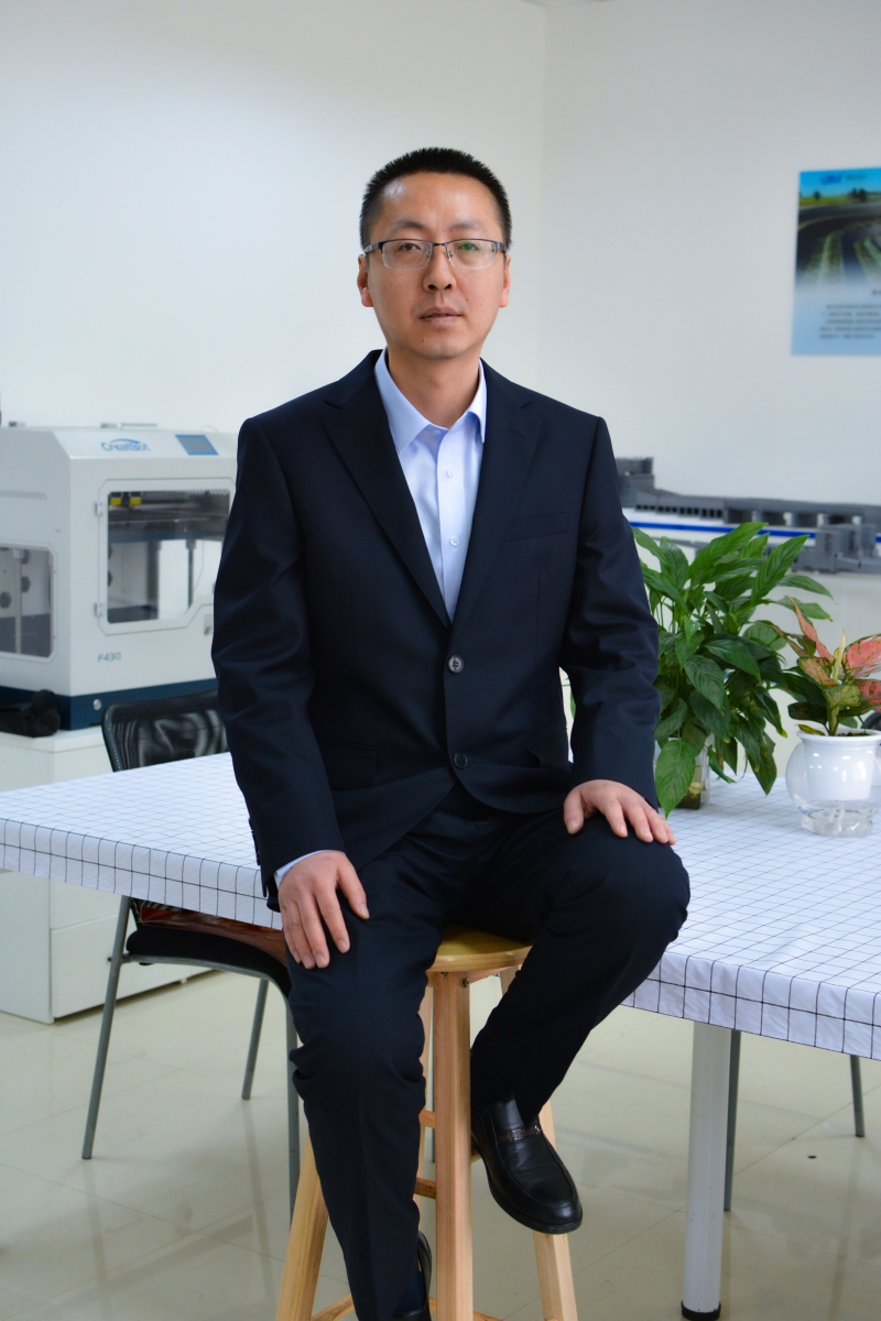 白勇1.jpg 白勇1.jpg